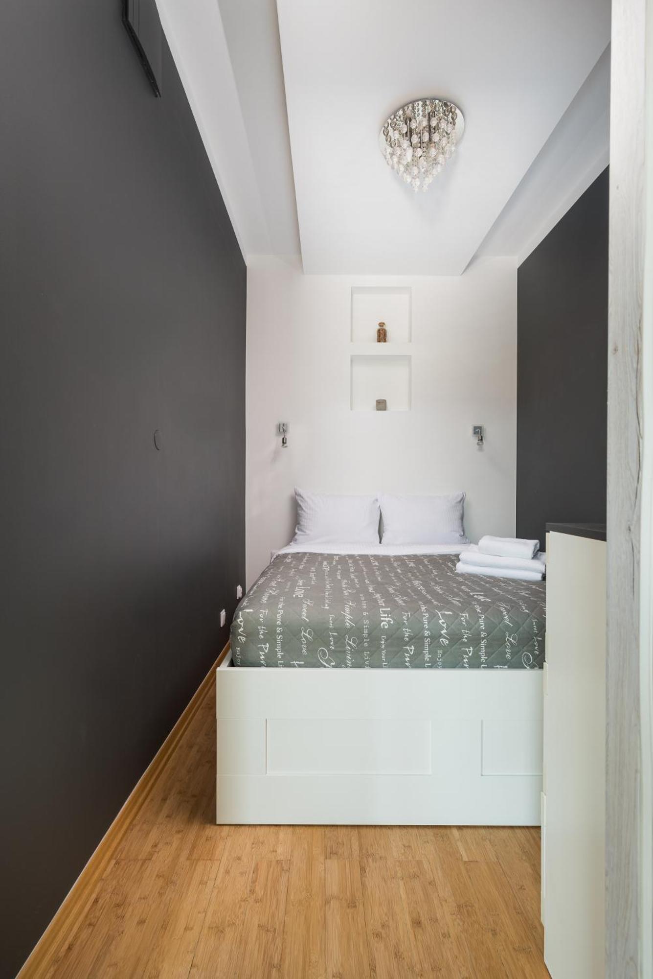 Ochota Deluxe Apartment Varşovia Exterior foto